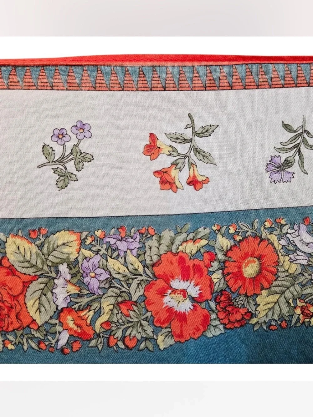 ROBERTO RICCI Vintage Handkerchief Scarf
